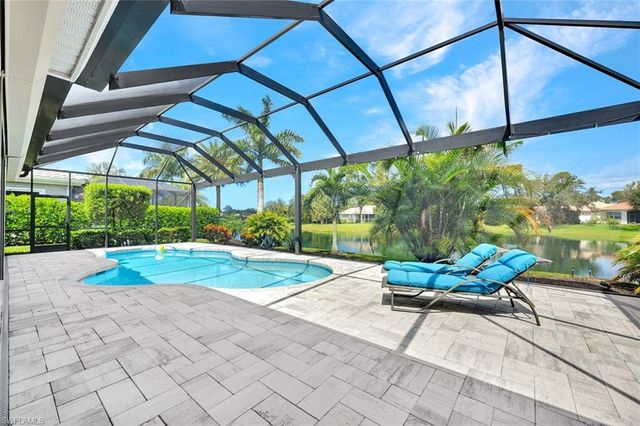 16075 Parque LN, Naples, FL 34110