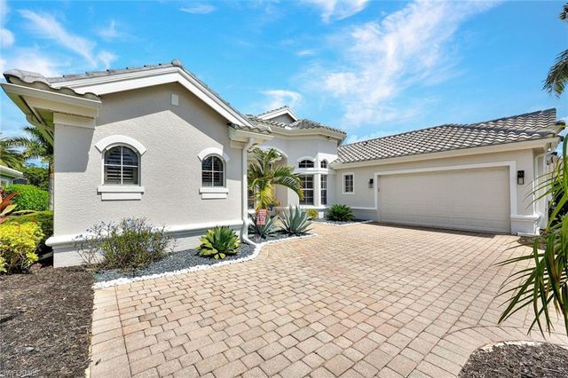 16075 Parque LN, Naples, FL 34110
