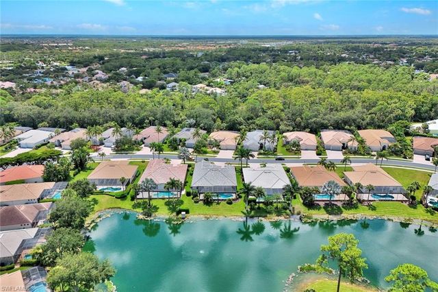 16075 Parque LN, Naples, FL 34110