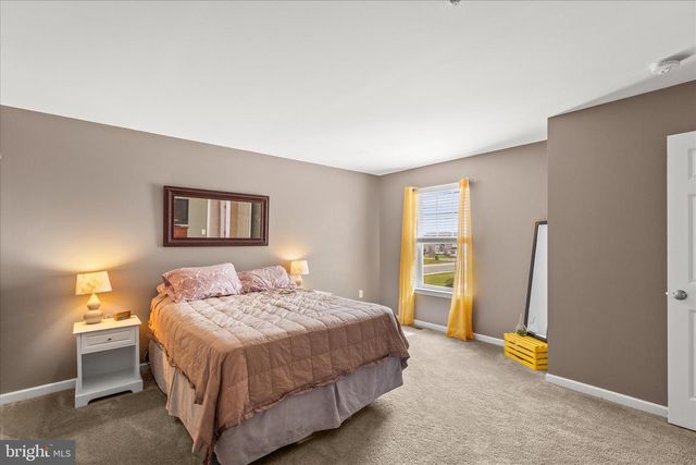 1654 HARALSON DR, Mechanicsburg, PA 17055