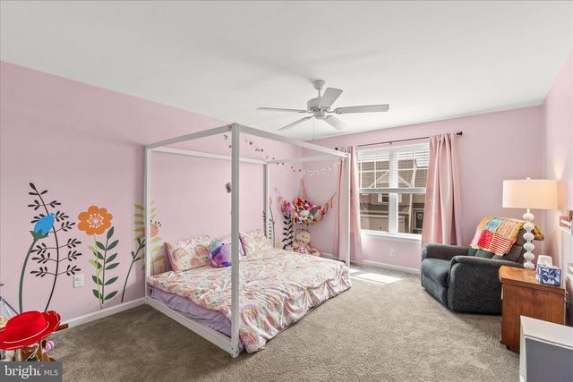 1654 HARALSON DR, Mechanicsburg, PA 17055
