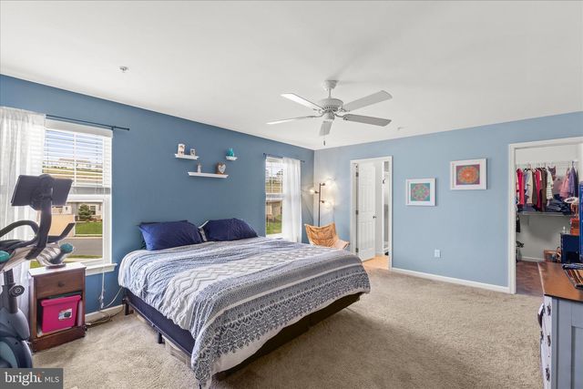 1654 HARALSON DR, Mechanicsburg, PA 17055