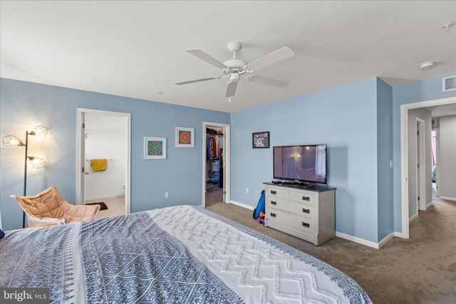 1654 HARALSON DR, Mechanicsburg, PA 17055
