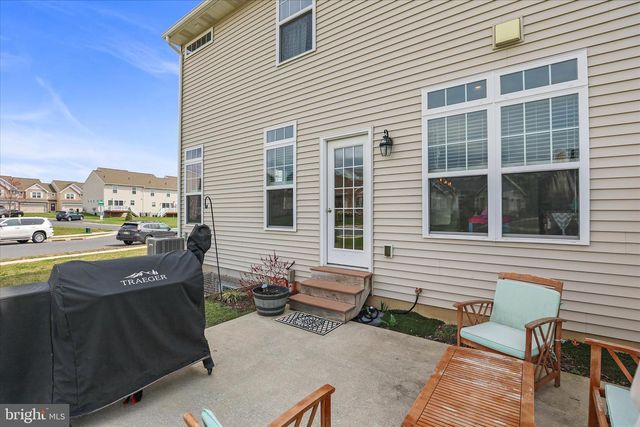 1654 HARALSON DR, Mechanicsburg, PA 17055