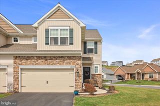 1654 HARALSON DR, Mechanicsburg, PA 17055