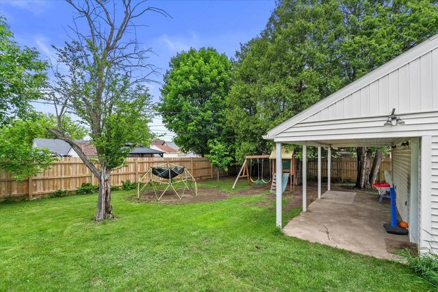 1313 S 20th STREET, Sheboygan, WI 53081