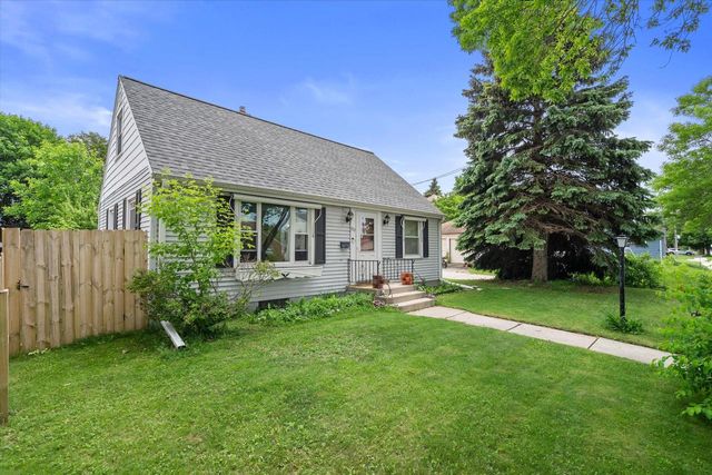1313 S 20th STREET, Sheboygan, WI 53081