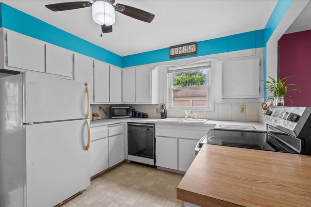 1313 S 20th STREET, Sheboygan, WI 53081