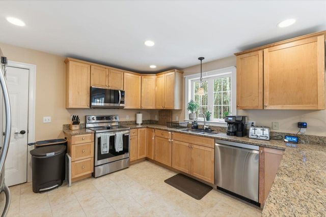 78 Ebony Drive, Rochester, NH 03867