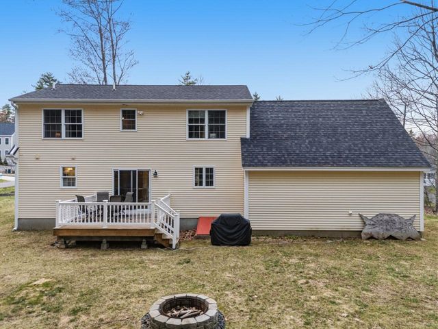 78 Ebony Drive, Rochester, NH 03867