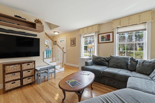 78 Ebony Drive, Rochester, NH 03867