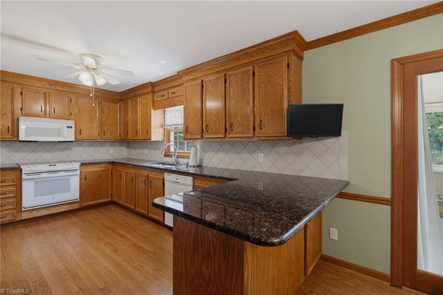 237 Rockford Road, Kernersville, NC 27284