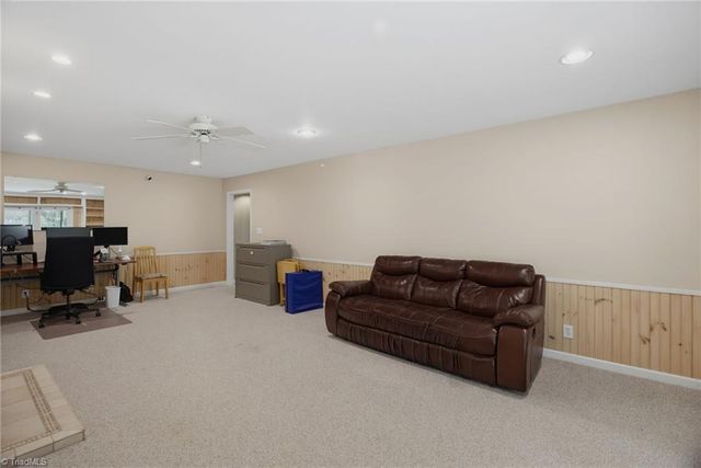 237 Rockford Road, Kernersville, NC 27284