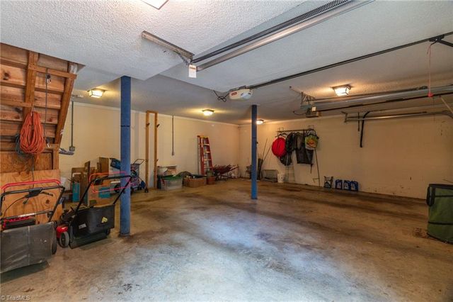 237 Rockford Road, Kernersville, NC 27284