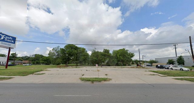 1600 Montopolis Dr & 6211, 6215 Fairway ST, Austin, TX 78741