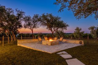 1411 Shelton Ranch RD, Dripping Springs, TX 78620