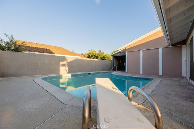 17614 Graystone, Cerritos, CA 90703