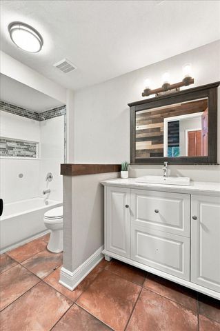 20828 MAXIM PARKWAY, Orlando, FL 32833