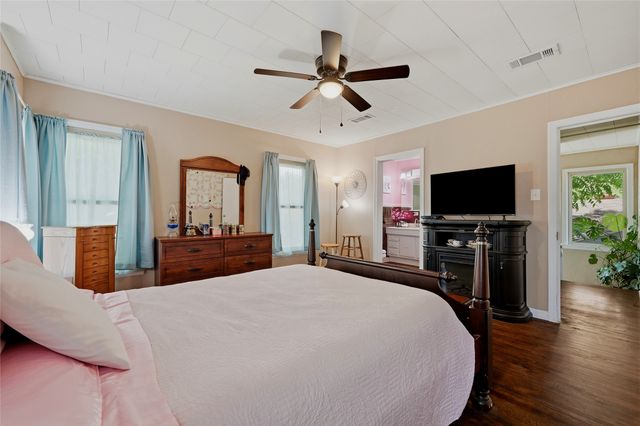 1325 W Main Street, Denison, TX 75020