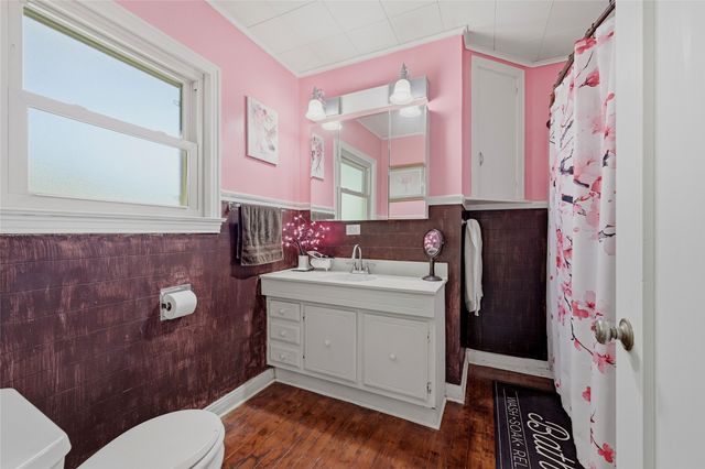 1325 W Main Street, Denison, TX 75020