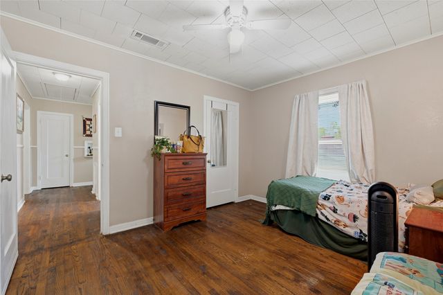 1325 W Main Street, Denison, TX 75020