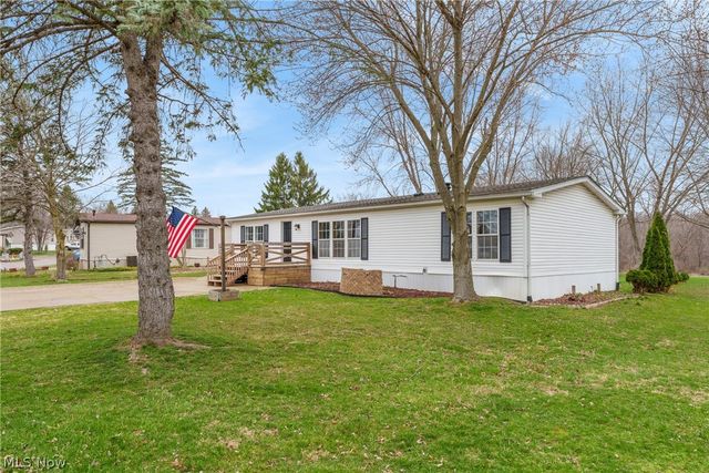 62 Thomas Boulevard NW, Massillon, OH 44647