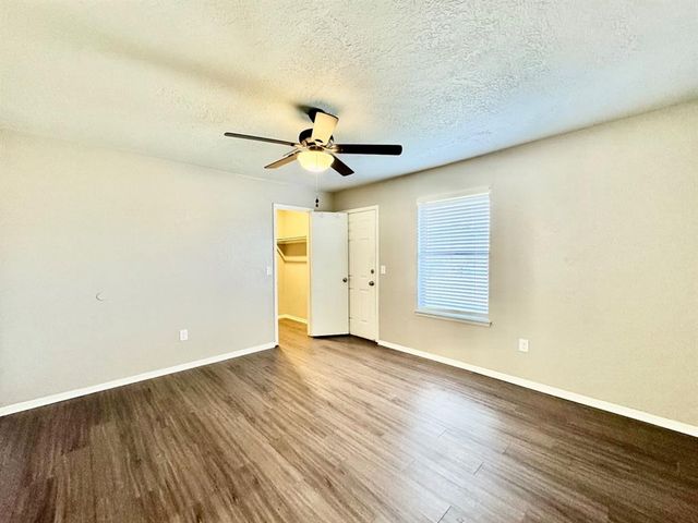 143 Barrett Place, Edmond, OK 73003