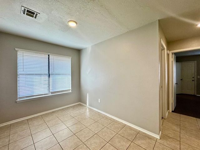 143 Barrett Place, Edmond, OK 73003