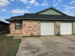 143 Barrett Place, Edmond, OK 73003
