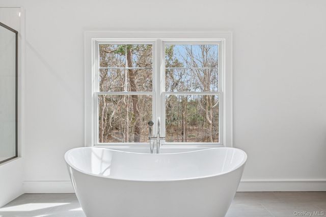 17 Cedar Lane, East Patchogue, NY 11772