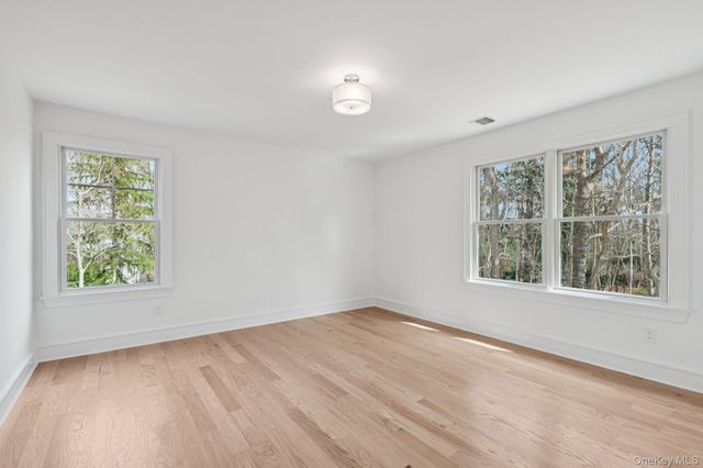 17 Cedar Lane, East Patchogue, NY 11772