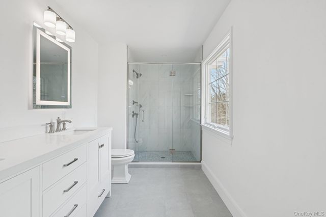 17 Cedar Lane, East Patchogue, NY 11772