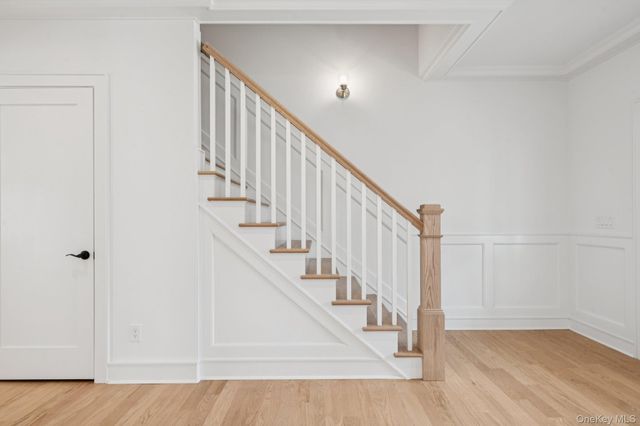 17 Cedar Lane, East Patchogue, NY 11772