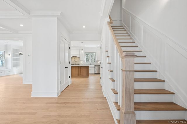 17 Cedar Lane, East Patchogue, NY 11772