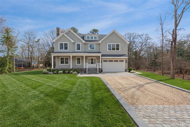 17 Cedar Lane, East Patchogue, NY 11772