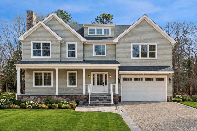 17 Cedar Lane, East Patchogue, NY 11772