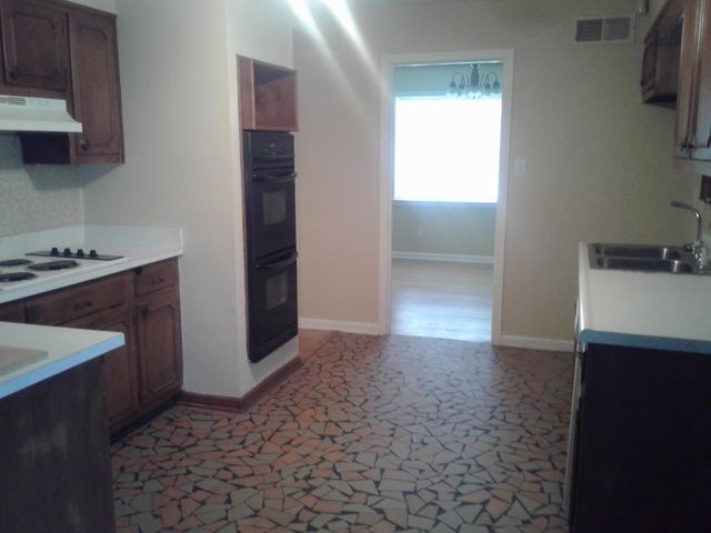 3573 HANNA DR, Memphis, TN 38128