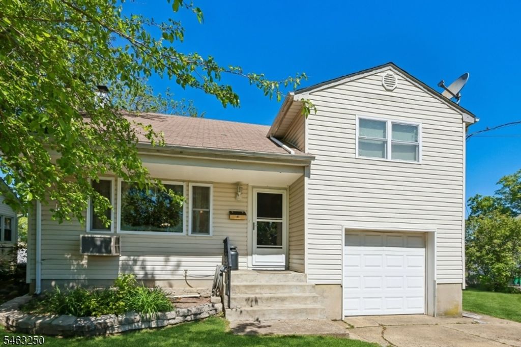844 Lakeshore Dr, Aberdeen Twp., NJ 07735