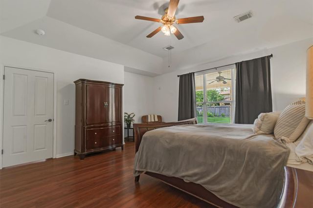 130 Clover Leaf CV, Buda, TX 78610