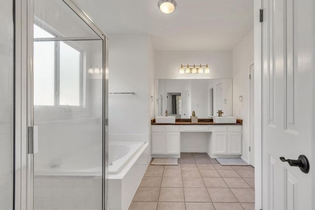 130 Clover Leaf CV, Buda, TX 78610
