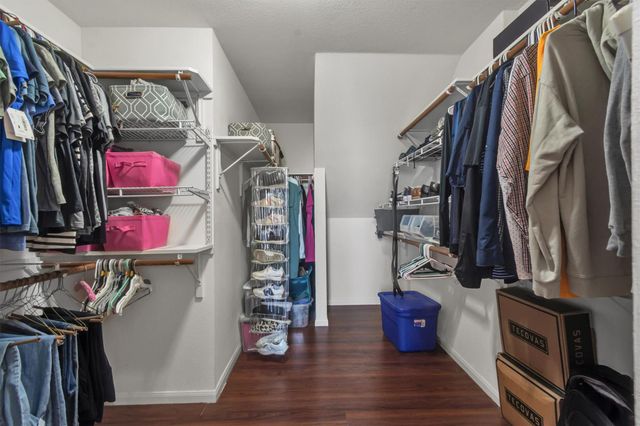 130 Clover Leaf CV, Buda, TX 78610