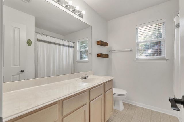 130 Clover Leaf CV, Buda, TX 78610