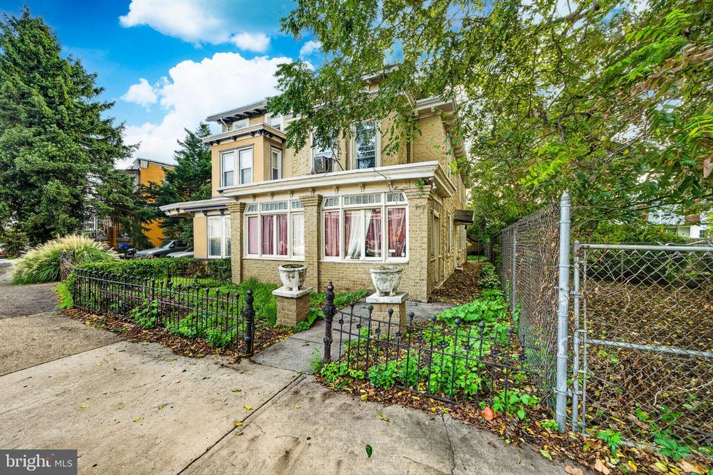 230 N 53RD ST, Philadelphia, PA 19139 — photo 2