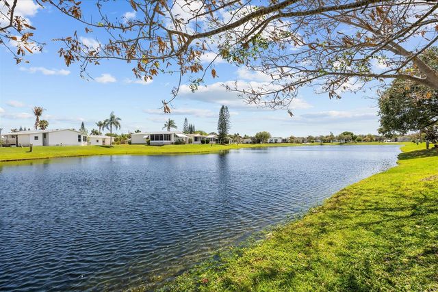 2948 Fiddlewood Circle, Port St. Lucie, Port St Lucie, FL 34952