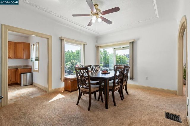 272 W 10Th St, Pittsburg, CA 94565