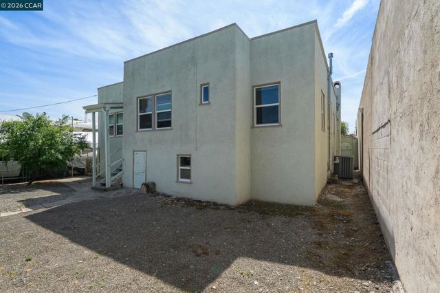 272 W 10Th St, Pittsburg, CA 94565