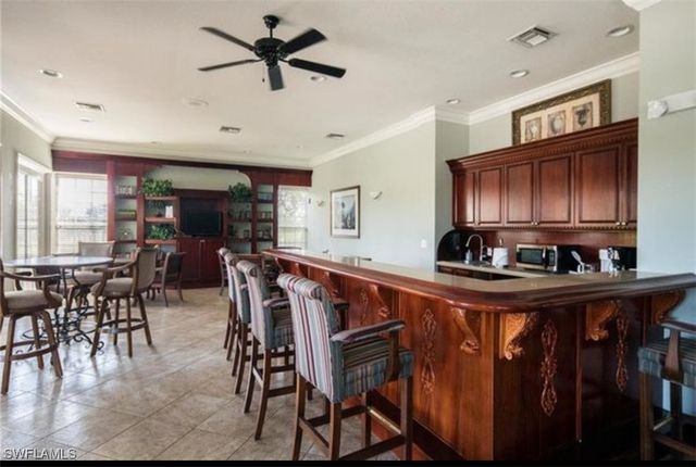 1875 Florida Club DR 7112, Naples, FL 34112