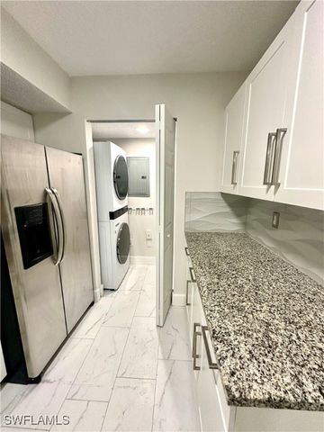 1875 Florida Club DR 7112, Naples, FL 34112