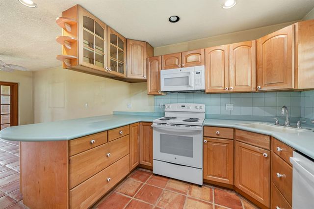 752 Lori Drive 219, Palm Springs, FL 33461