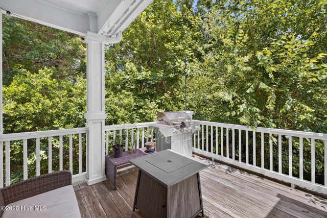 2316 Wrightsville Avenue Apt 223, Wilmington, NC 28403